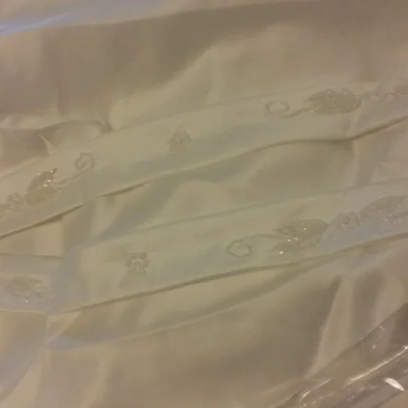 Vintage Style Mori Lee Beaded Satin Gown in Soft White - Picture 10 of 12